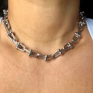 Hardware Bold Large Links U shaped Necklace